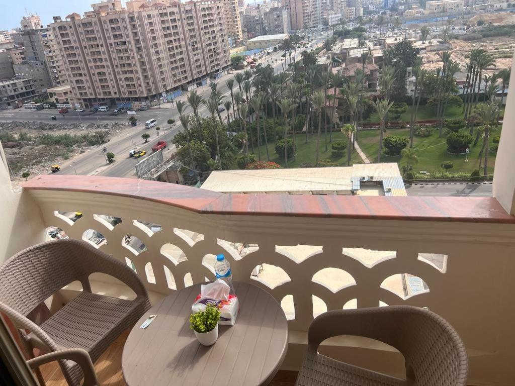 فاخرة في كمبوند ميامى جراند بلازا * Alexandria